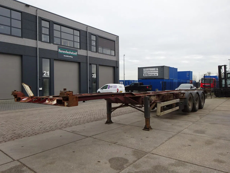 Renders ROC 12.27 Container Chassis / SAF + DRUM / Lift Axle - Container transporter/ Swap body semi-trailer: picture 4 Renders ROC 12.27 Container Chassis / SAF + DRUM / Lift Axle - Container transporter/ Swap body semi-trailer: picture 4