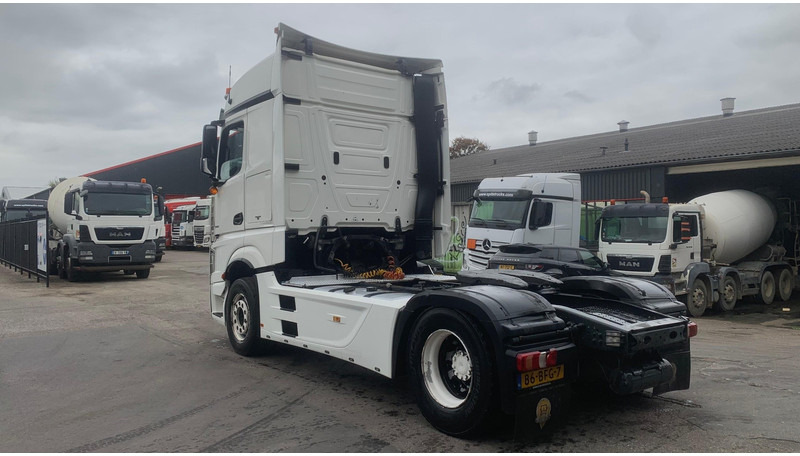 Tractor unit Mercedes-Benz Actros 1942 Dakspoiler + Koelkast: picture 6