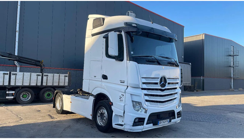 Mercedes-Benz Actros 1945 - Tractor unit: picture 3 Mercedes-Benz Actros 1945 - Tractor unit: picture 3