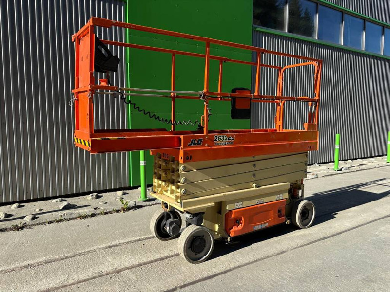 JLG 2632 ES - Scissor lift: picture 2 JLG 2632 ES - Scissor lift: picture 2