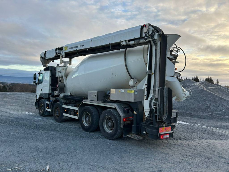 Volvo FMX 540 - Concrete mixer truck: picture 2 Volvo FMX 540 - Concrete mixer truck: picture 2