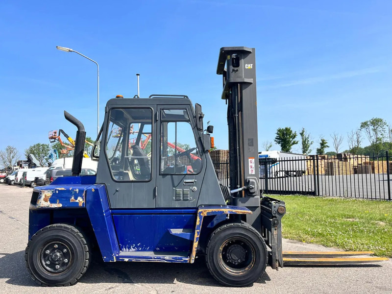 Caterpillar DP70 - Diesel forklift: picture 1 Caterpillar DP70 - Diesel forklift: picture 1