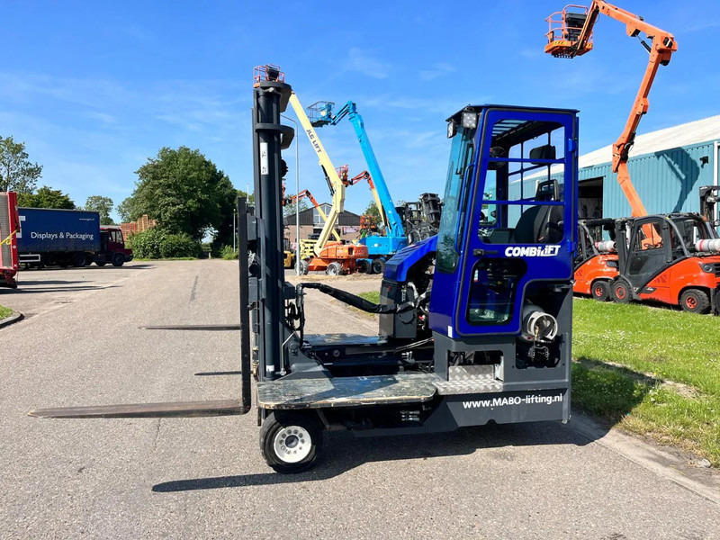 Combilift C4000 4 WAY FORKLIFT - 4-way reach truck: picture 5 Combilift C4000 4 WAY FORKLIFT - 4-way reach truck: picture 5