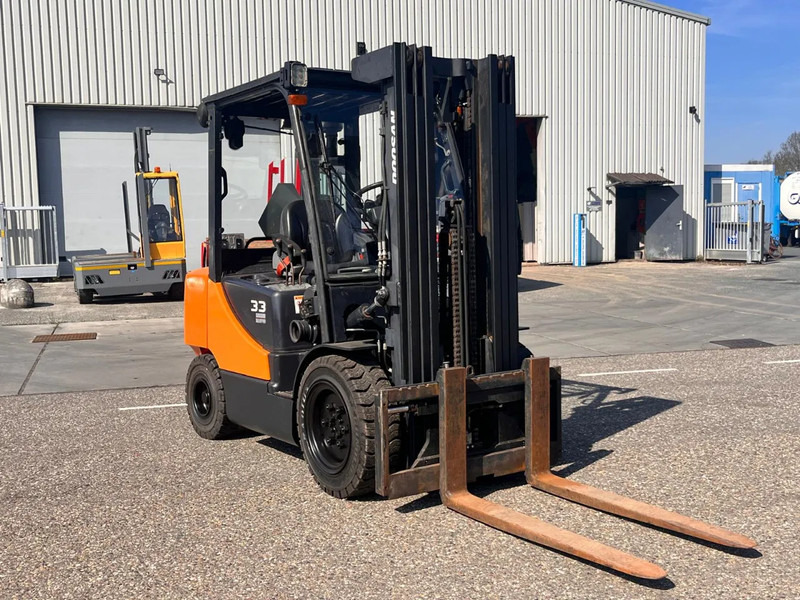 Doosan D33S- 7 - Diesel forklift: picture 3 Doosan D33S- 7 - Diesel forklift: picture 3