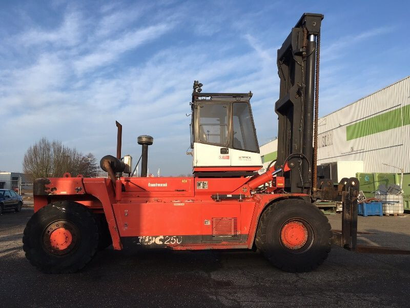 Fantuzzi FDC250 - Diesel forklift: picture 2 Fantuzzi FDC250 - Diesel forklift: picture 2