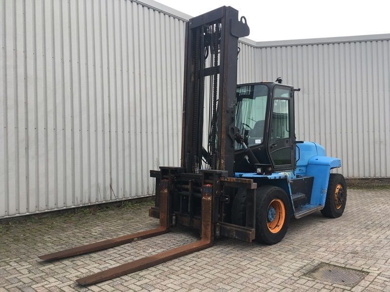 Hyster H12.00XM - Diesel forklift: picture 3 Hyster H12.00XM - Diesel forklift: picture 3