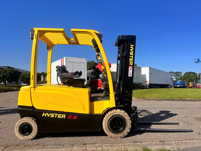 Hyster J2.5XN - Electric forklift: picture 2 Hyster J2.5XN - Electric forklift: picture 2