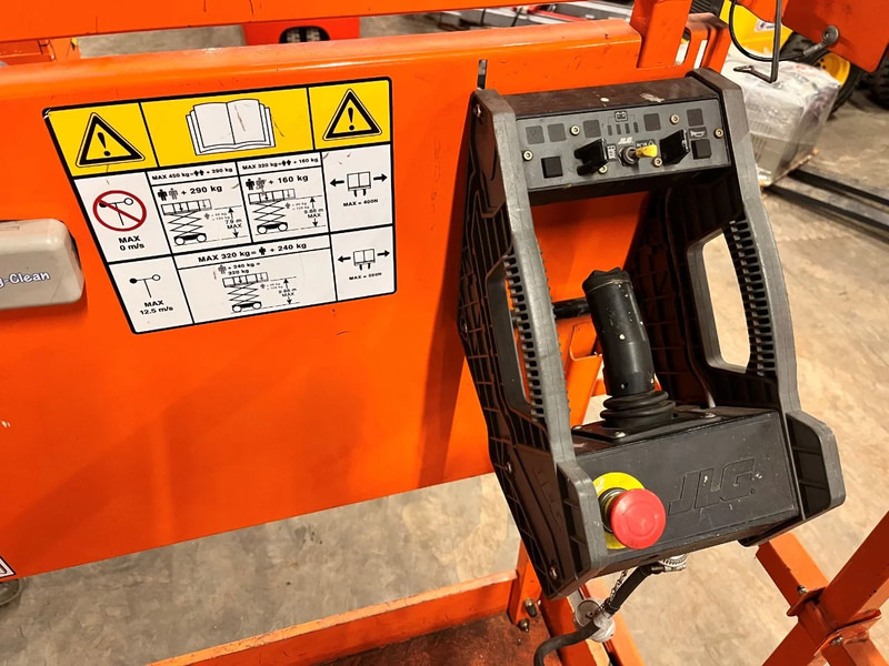 Scissor lift JLG 3246ES: picture 7