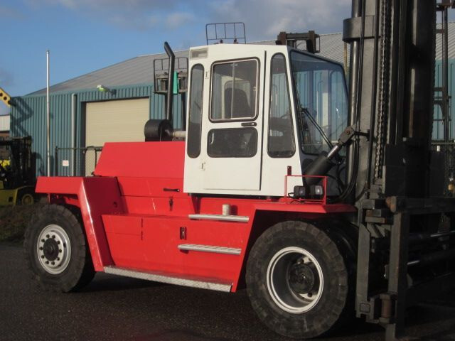 Kalmar DC12-1200 - Diesel forklift: picture 2 Kalmar DC12-1200 - Diesel forklift: picture 2