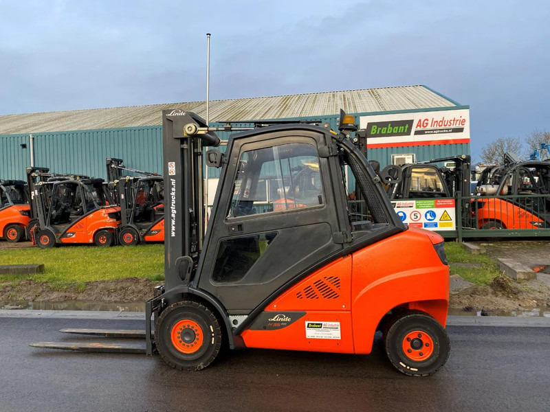 Linde H35D-02 - Diesel forklift: picture 2 Linde H35D-02 - Diesel forklift: picture 2