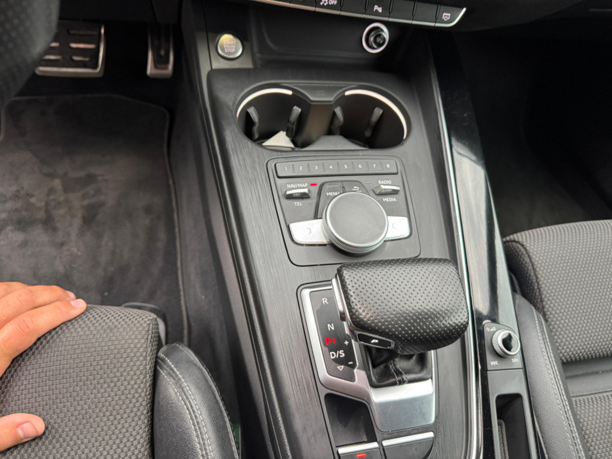 Car AUDI A5 2.0TFSI QUATTRO S-Line: picture 14 Car AUDI A5 2.0TFSI QUATTRO S-Line: picture 14