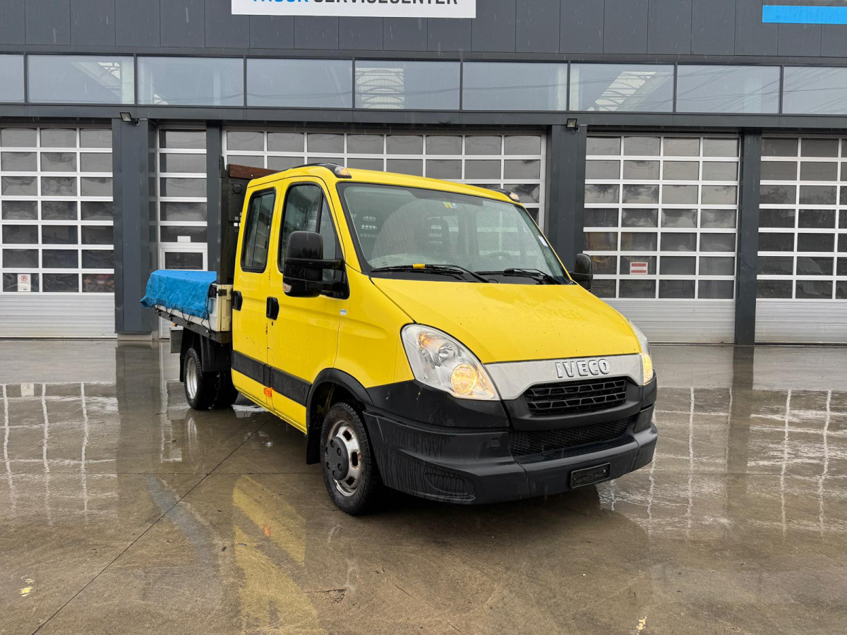 IVECO Daily 35C15 4x2 - Open body delivery van, Crew cab van: picture 2 IVECO Daily 35C15 4x2 - Open body delivery van, Crew cab van: picture 2