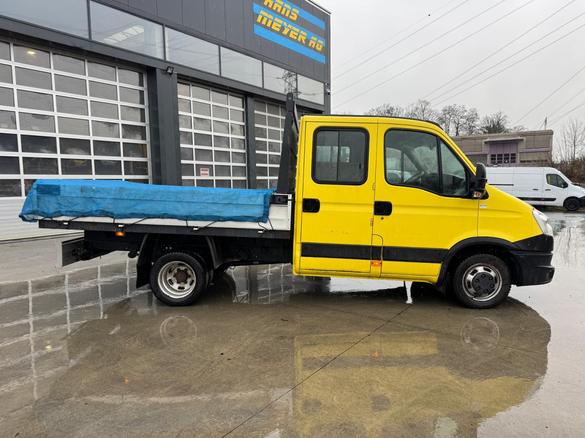 IVECO Daily 35C15 4x2 - Open body delivery van, Crew cab van: picture 3 IVECO Daily 35C15 4x2 - Open body delivery van, Crew cab van: picture 3