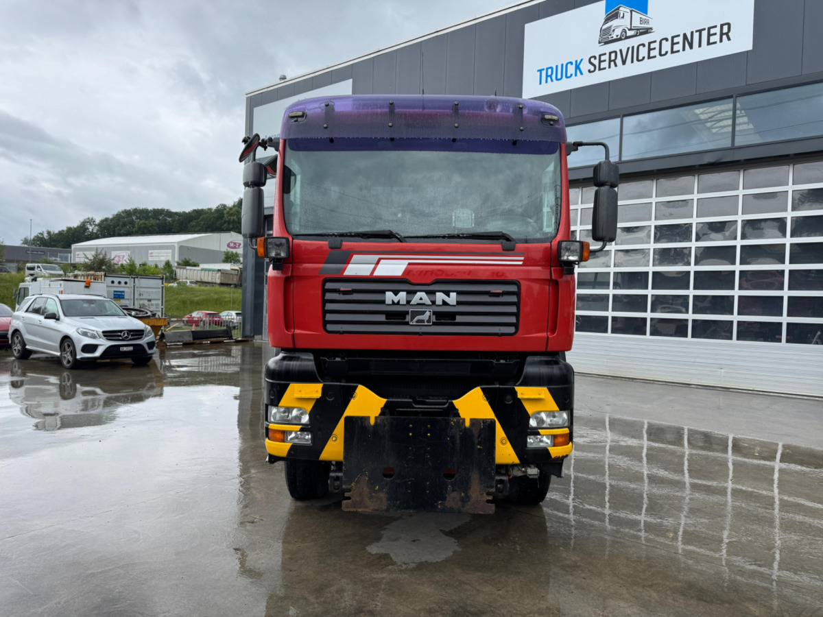 MAN TGA 28.440 6x4/4 AHK - Hook lift truck: picture 2 MAN TGA 28.440 6x4/4 AHK - Hook lift truck: picture 2