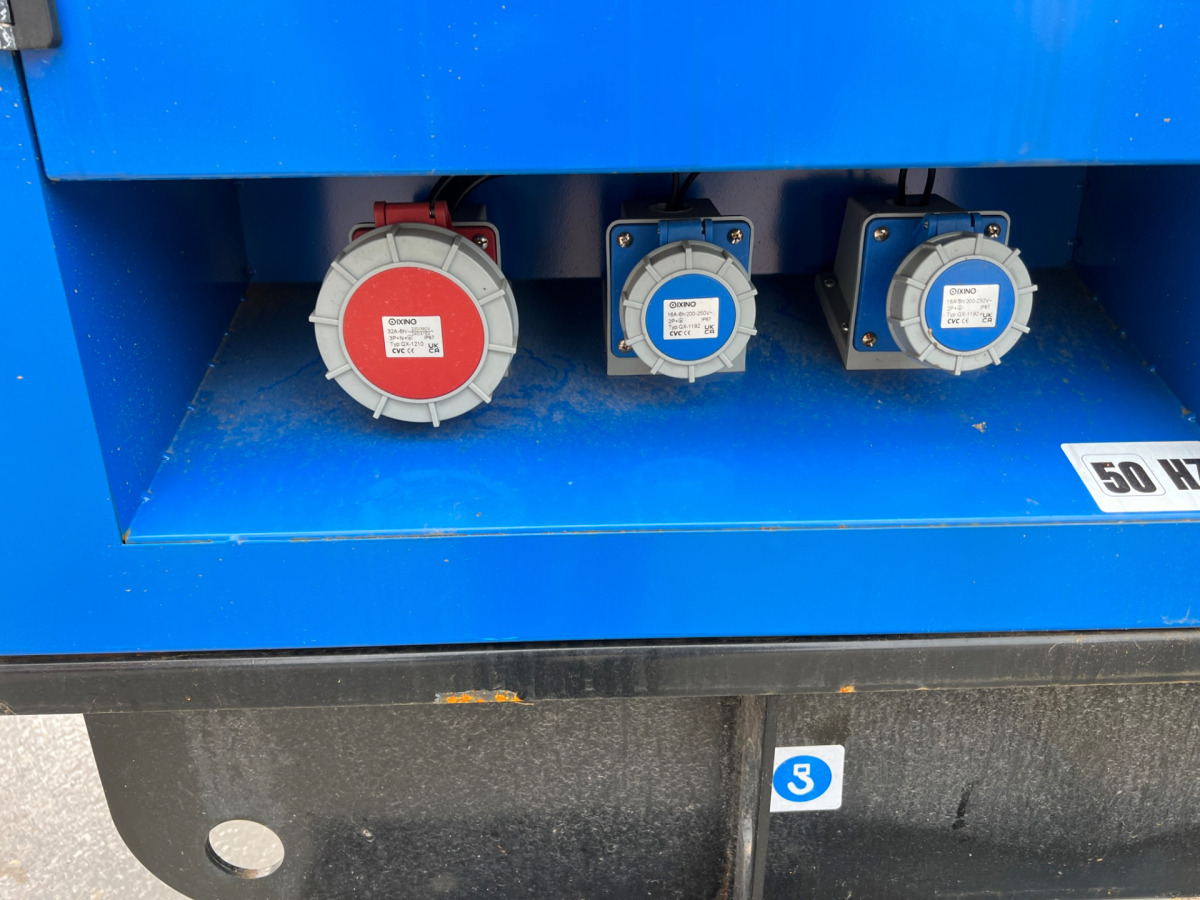 Marke Field Energy 140KVA/110KVA - Generator set: picture 2 Marke Field Energy 140KVA/110KVA - Generator set: picture 2