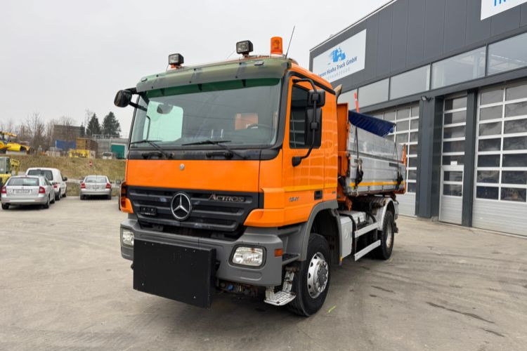 Mercedes-Benz Actros 1841 4x4 mit Schneeplfug - Tipper: picture 2 Mercedes-Benz Actros 1841 4x4 mit Schneeplfug - Tipper: picture 2