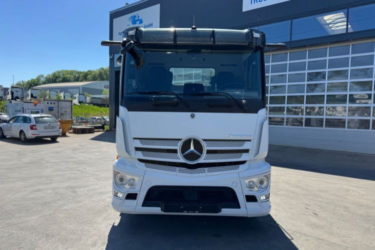 Mercedes-Benz Actros 1843 4x2 Trösch - Tipper: picture 2 Mercedes-Benz Actros 1843 4x2 Trösch - Tipper: picture 2