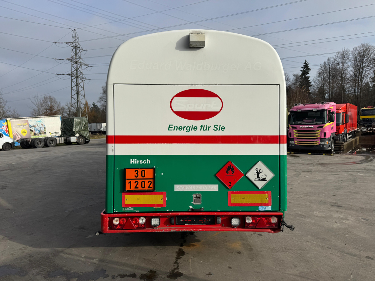 SCHWARZMÜLLER Tank 32'770L 3 Kammern - Tanker semi-trailer: picture 5 SCHWARZMÜLLER Tank 32'770L 3 Kammern - Tanker semi-trailer: picture 5