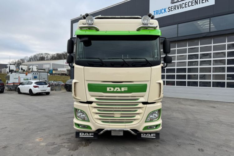 DAF XF460 4x2 - Tractor unit: picture 2 DAF XF460 4x2 - Tractor unit: picture 2