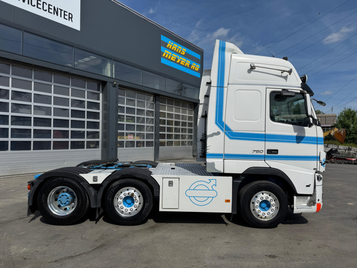 VOLVO FH16-750 6x2 - Tractor unit: picture 4 VOLVO FH16-750 6x2 - Tractor unit: picture 4