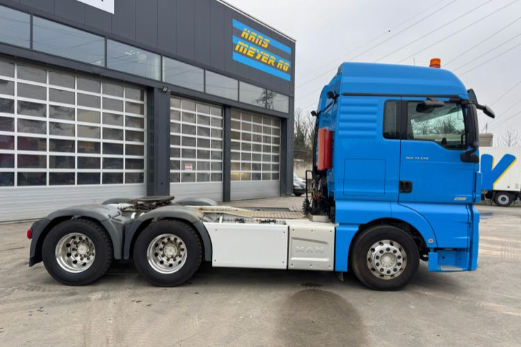 Volvo FH-420 4x2 Retarder MAN TGX 33.520 6x4 - Tractor unit: picture 4 Volvo FH-420 4x2 Retarder MAN TGX 33.520 6x4 - Tractor unit: picture 4