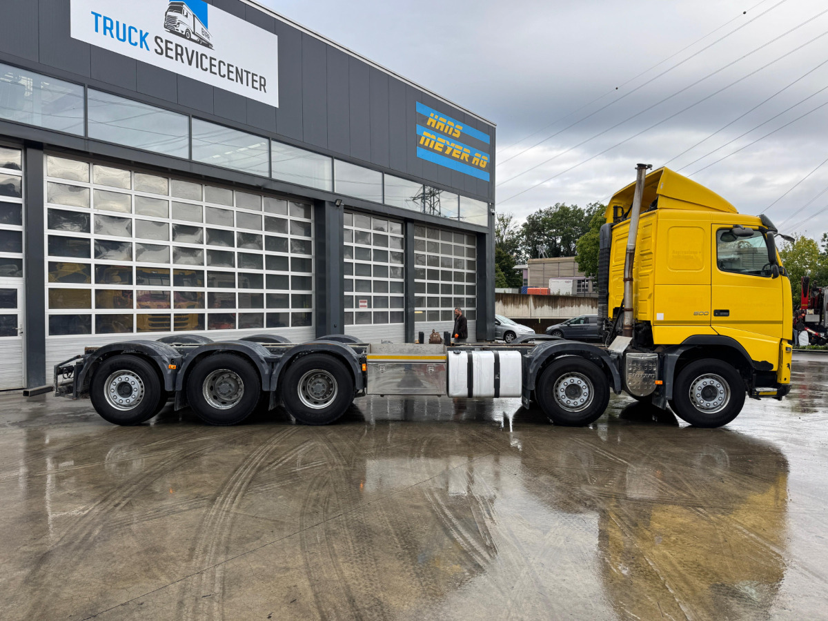 VOLVO FH-500 10x4 - Cab chassis truck: picture 4 VOLVO FH-500 10x4 - Cab chassis truck: picture 4