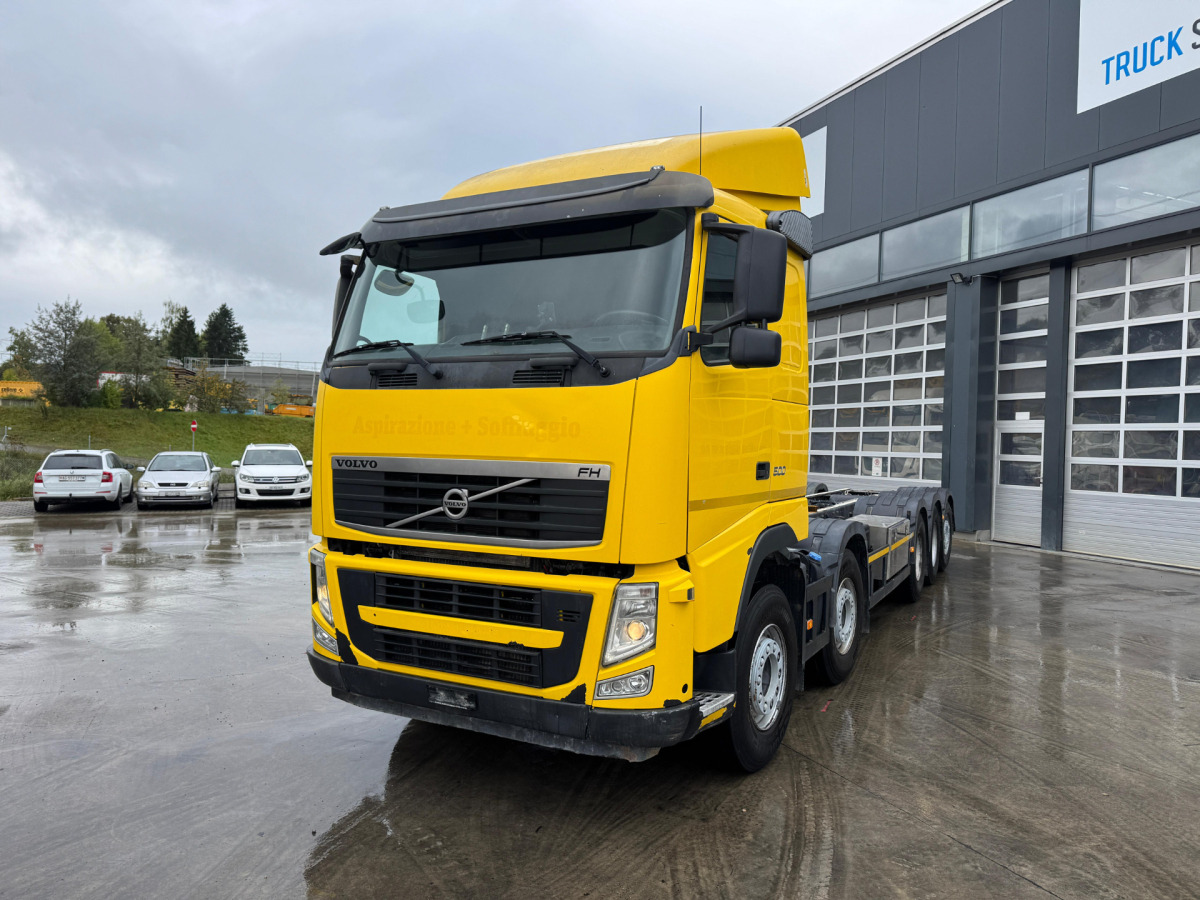 VOLVO FH-500 10x4 - Cab chassis truck: picture 1 VOLVO FH-500 10x4 - Cab chassis truck: picture 1