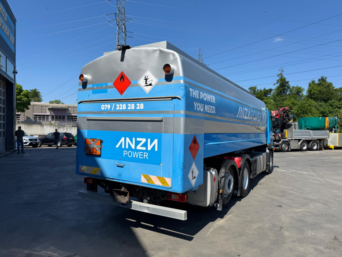VOLVO FM-500 6x2 Tankwagen - Tanker truck: picture 4 VOLVO FM-500 6x2 Tankwagen - Tanker truck: picture 4