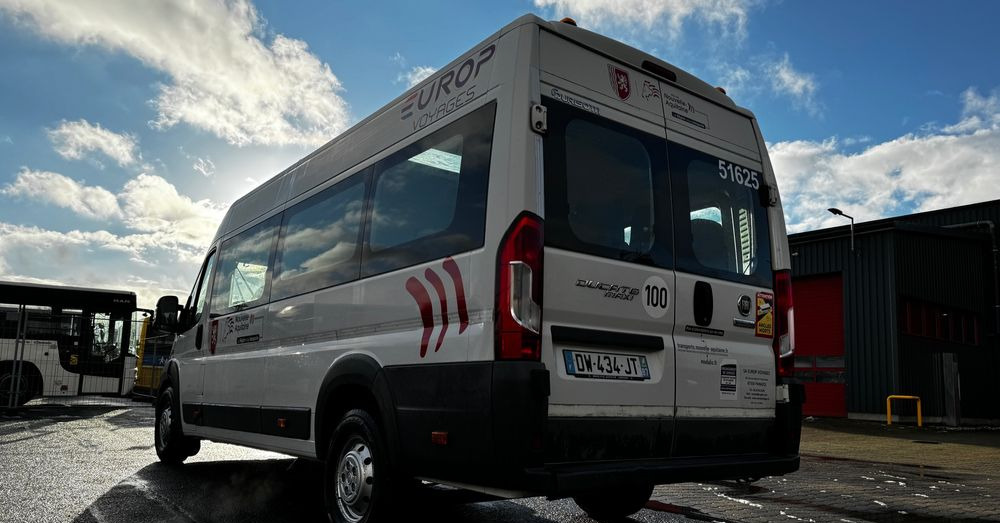 Fiat Ducato / 17 miejsc / EURO 6/ IGŁA !!!/ Cena:75000 zł netto - Minibus, People carrier: picture 4 Fiat Ducato / 17 miejsc / EURO 6/ IGŁA !!!/ Cena:75000 zł netto - Minibus, People carrier: picture 4