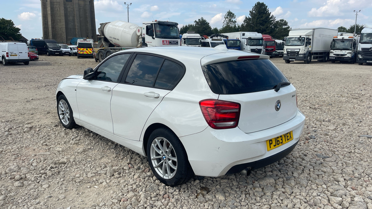 BMW 116D - Hatchback: picture 3 BMW 116D - Hatchback: picture 3