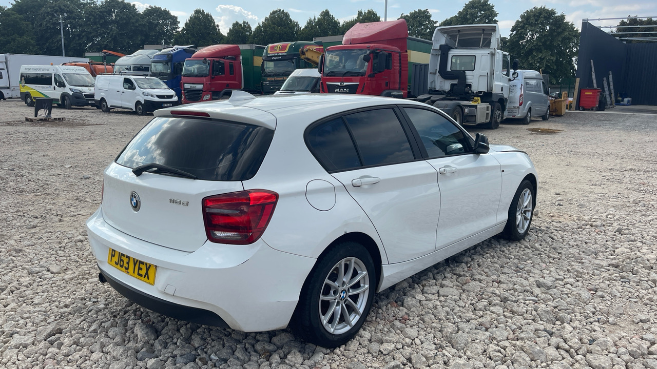 BMW 116D - Hatchback: picture 4 BMW 116D - Hatchback: picture 4