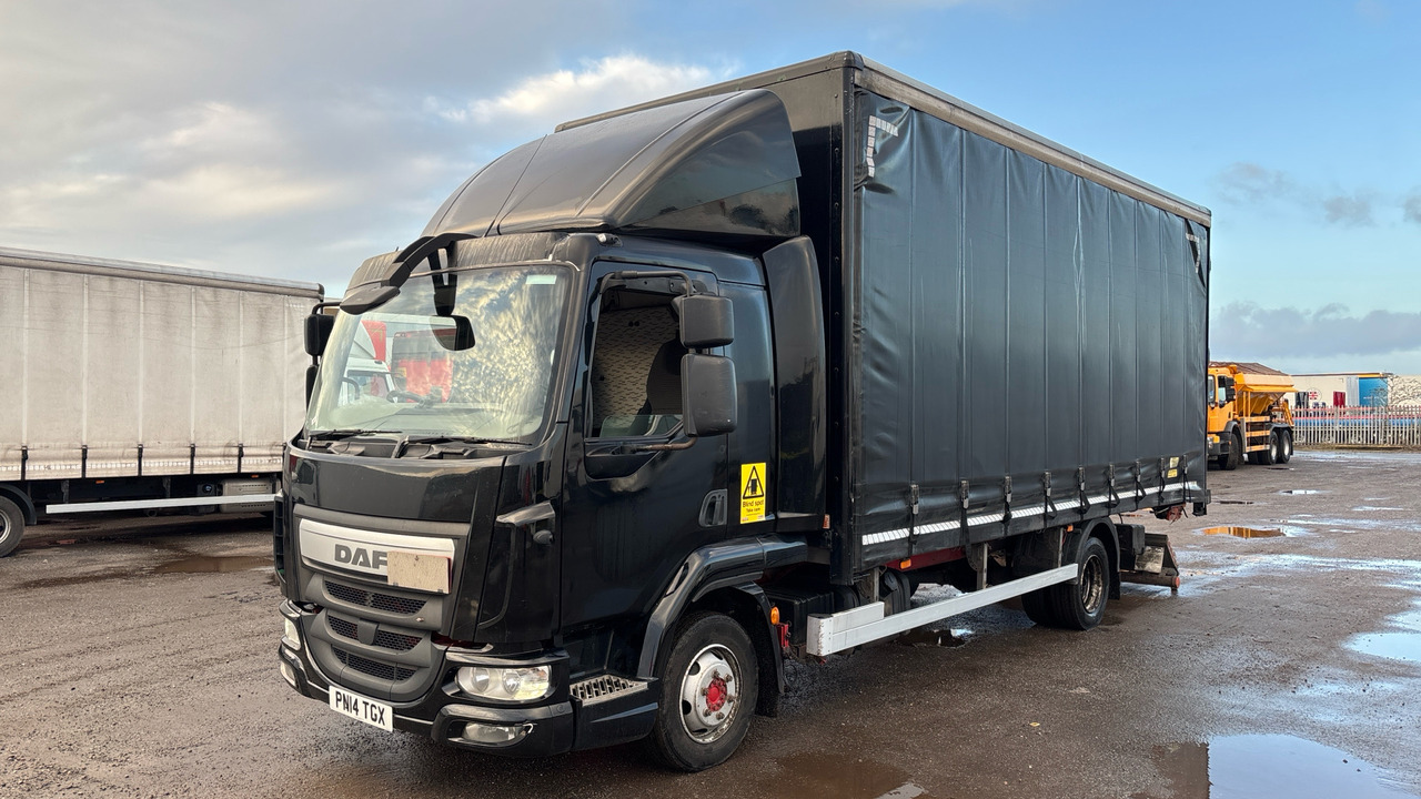 DAF LF 150 - Curtain side truck: picture 2 DAF LF 150 - Curtain side truck: picture 2