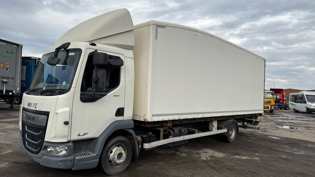 DAF LF 180 - Box truck: picture 2 DAF LF 180 - Box truck: picture 2