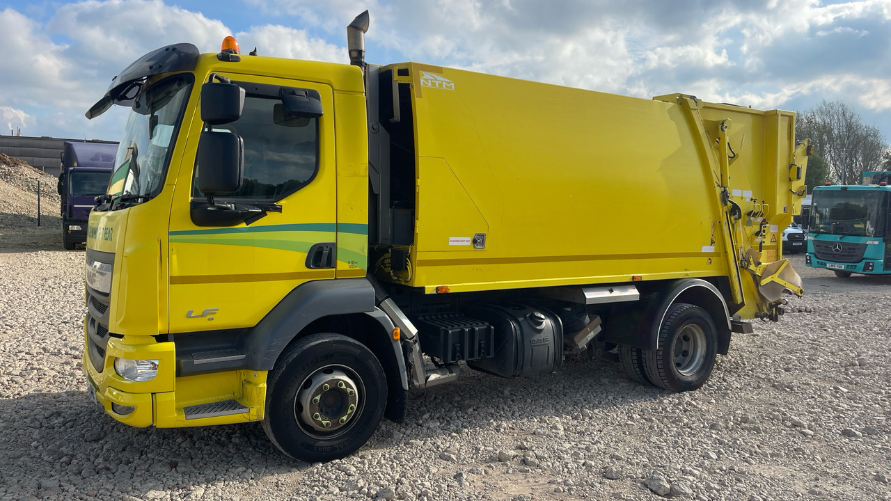 DAF LF 220 - Refuse truck: picture 2 DAF LF 220 - Refuse truck: picture 2