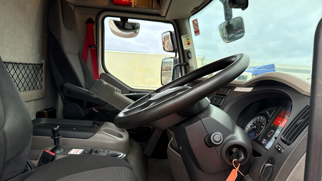 DAF LF 280 - Refrigerated truck: picture 5 DAF LF 280 - Refrigerated truck: picture 5