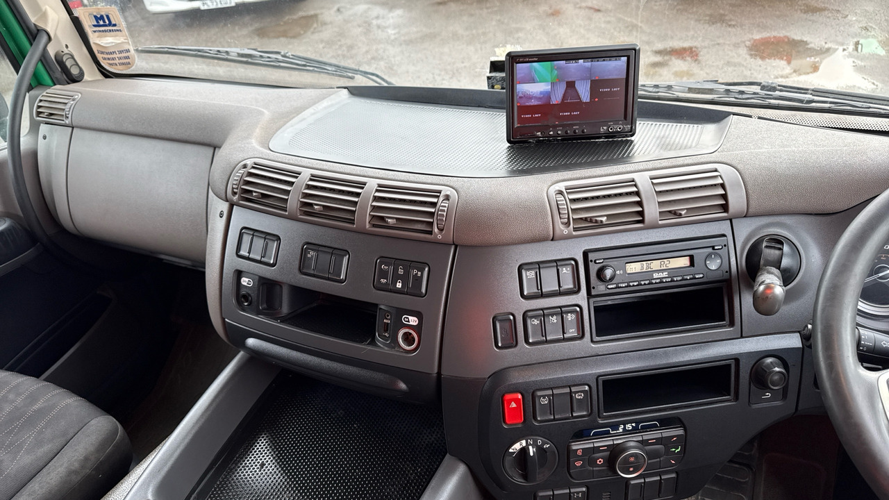 Curtain side truck Daf CF 230: picture 7 Curtain side truck Daf CF 230: picture 7