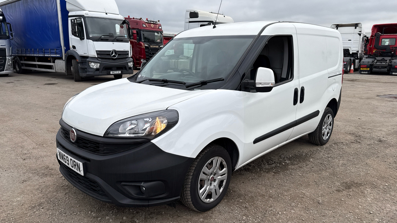 FIAT DOBLO 1.3 Multijet 95 - Small van: picture 2 FIAT DOBLO 1.3 Multijet 95 - Small van: picture 2