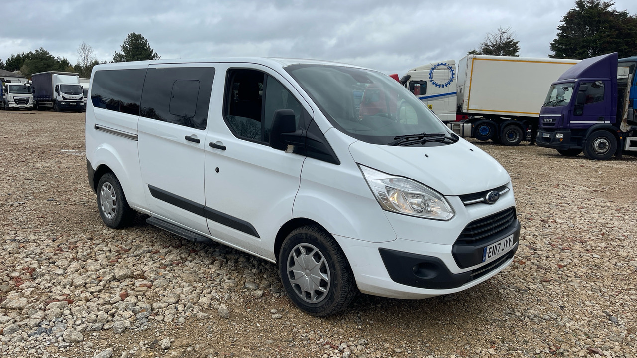 FORD TOURNEO CUSTOM 310 2.0 TDCI 130PS - Minibus, People carrier: picture 1 FORD TOURNEO CUSTOM 310 2.0 TDCI 130PS - Minibus, People carrier: picture 1