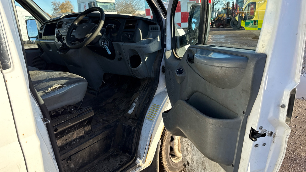 FORD TRANSIT 125 T350 TDCi 125ps - Tipper van: picture 5 FORD TRANSIT 125 T350 TDCi 125ps - Tipper van: picture 5