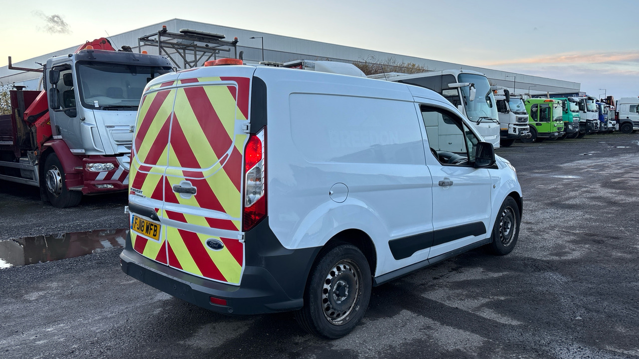 FORD TRANSIT CONNECT 200 1.5 TDCi 75ps - Small van: picture 4 FORD TRANSIT CONNECT 200 1.5 TDCi 75ps - Small van: picture 4
