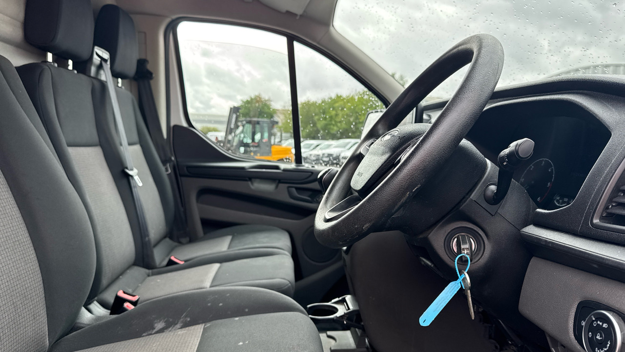 FORD TRANSIT CUSTOM 300 2.0 ECOBLUE 105PS - Small van: picture 5 FORD TRANSIT CUSTOM 300 2.0 ECOBLUE 105PS - Small van: picture 5