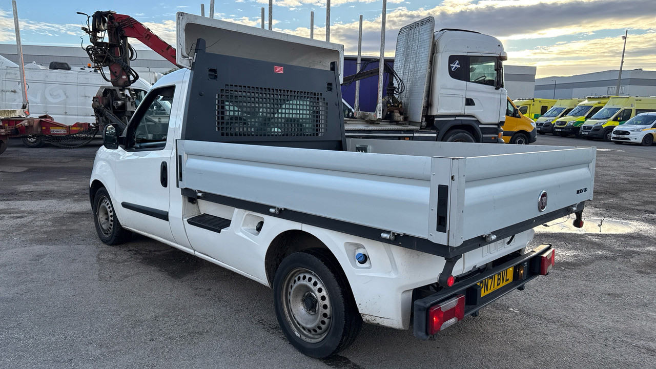 Fiat Doblo Work Up II 1.6 MULTIJET 16V - Open body delivery van: picture 3 Fiat Doblo Work Up II 1.6 MULTIJET 16V - Open body delivery van: picture 3