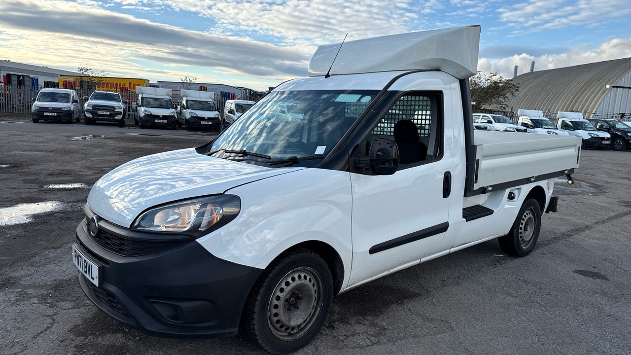 Fiat Doblo Work Up II 1.6 MULTIJET 16V - Open body delivery van: picture 2 Fiat Doblo Work Up II 1.6 MULTIJET 16V - Open body delivery van: picture 2