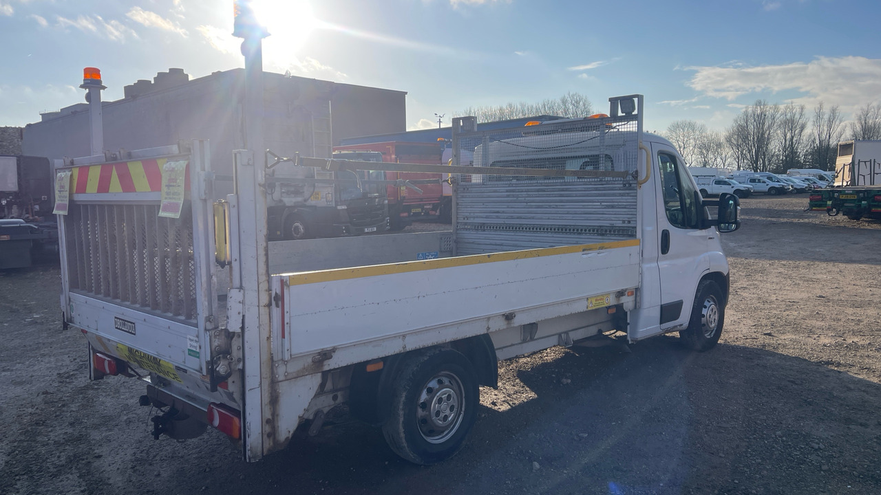 Fiat Ducato 35 35 MAXI 2.3 MULTIJET 130PS - Open body delivery van: picture 4 Fiat Ducato 35 35 MAXI 2.3 MULTIJET 130PS - Open body delivery van: picture 4