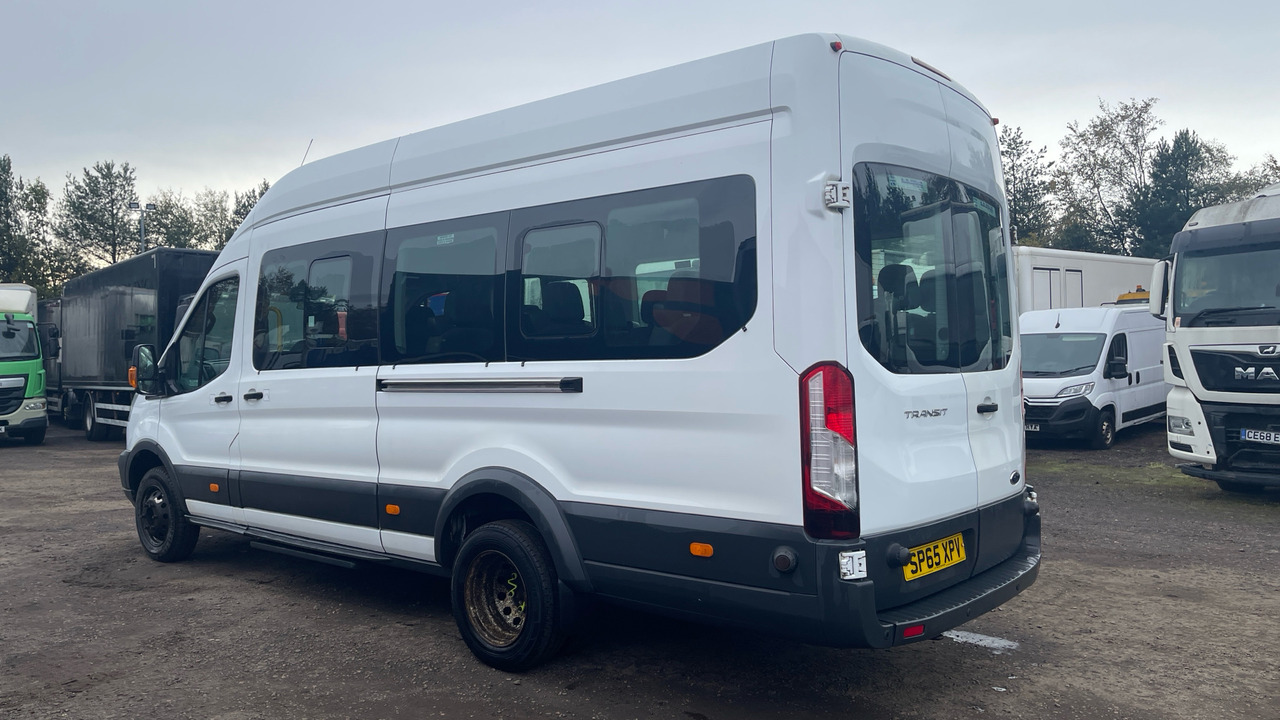 Ford Transit 460 2.2 TDCi 125PS - Minibus, People carrier: picture 3 Ford Transit 460 2.2 TDCi 125PS - Minibus, People carrier: picture 3