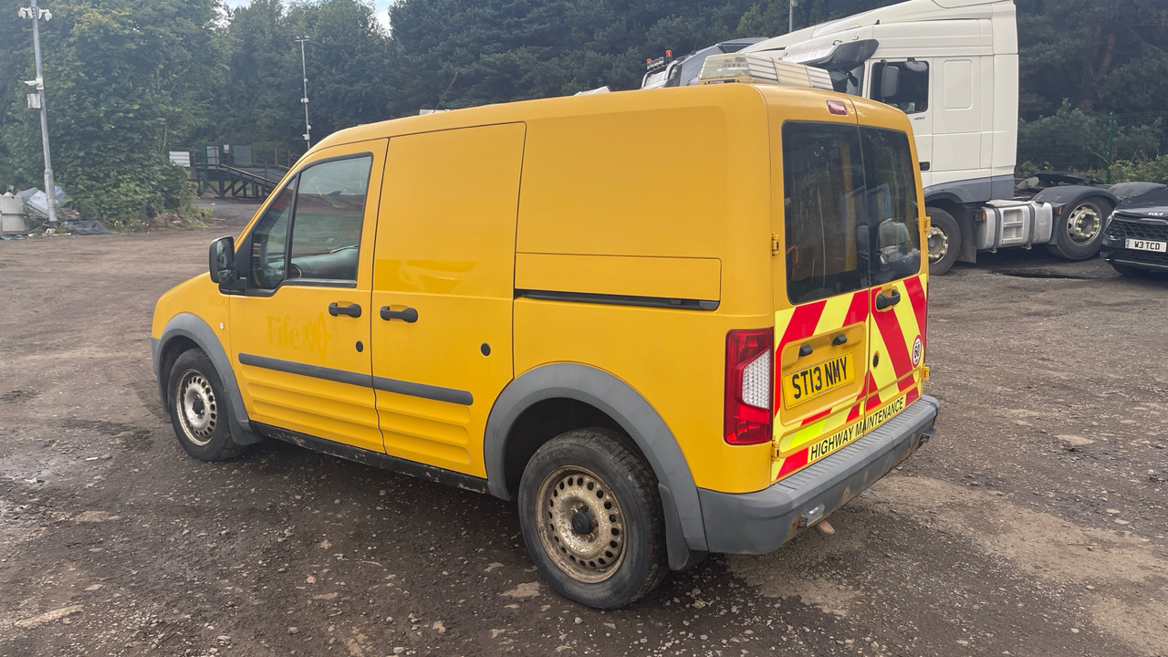 Ford Transit Connect 200 1.8 TDCi 75ps - Small van: picture 3 Ford Transit Connect 200 1.8 TDCi 75ps - Small van: picture 3
