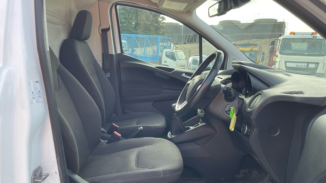Ford Transit Courier 1.5 TDCI 95PS - Small van: picture 5 Ford Transit Courier 1.5 TDCI 95PS - Small van: picture 5