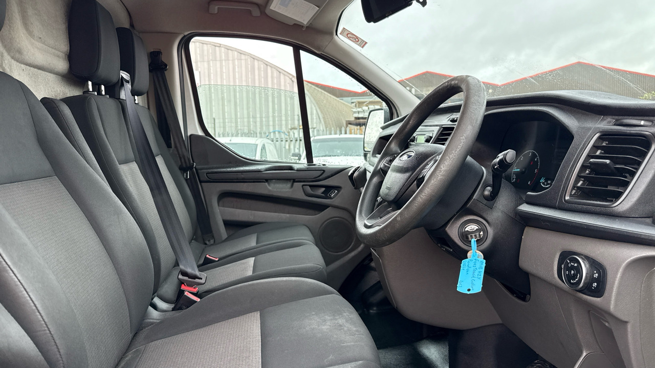 Ford Transit Custom 280 2.0 TDCI 105PS - Small van: picture 5 Ford Transit Custom 280 2.0 TDCI 105PS - Small van: picture 5