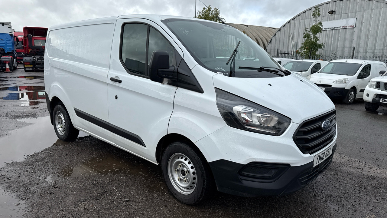 Ford Transit Custom 280 2.0 TDCI 105PS - Small van: picture 1 Ford Transit Custom 280 2.0 TDCI 105PS - Small van: picture 1