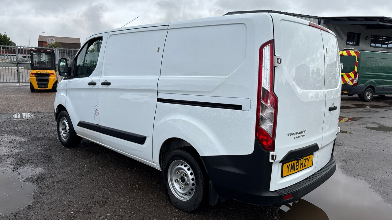 Ford Transit Custom 280 2.0 TDCI 105PS - Small van: picture 3 Ford Transit Custom 280 2.0 TDCI 105PS - Small van: picture 3